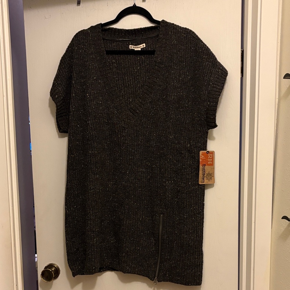 NWT-Women's Grayish Brown tunic Sweater